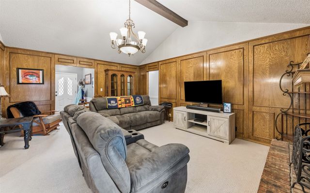 5707 Trail Crest Drive, Arlington, TX 76017