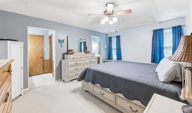 5707 Trail Crest Drive, Arlington, TX 76017