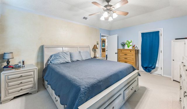 5707 Trail Crest Drive, Arlington, TX 76017