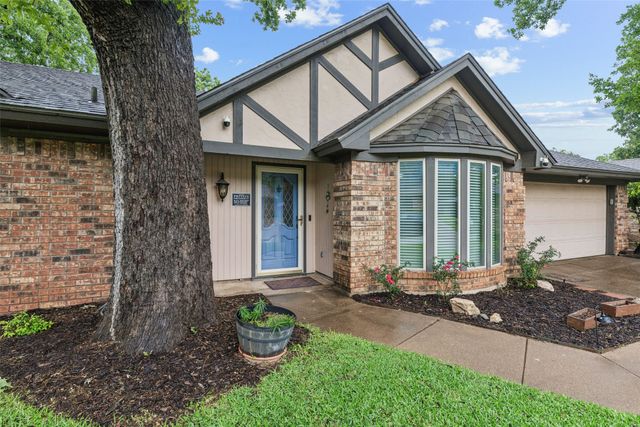 5707 Trail Crest Drive, Arlington, TX 76017