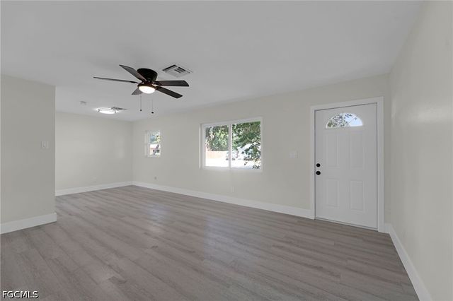 4800 Zana DR, Fort Myers, FL 33905