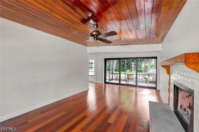 3209 W Riverside DR, Fort Myers, FL 33901