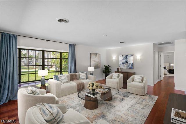 3209 W Riverside DR, Fort Myers, FL 33901