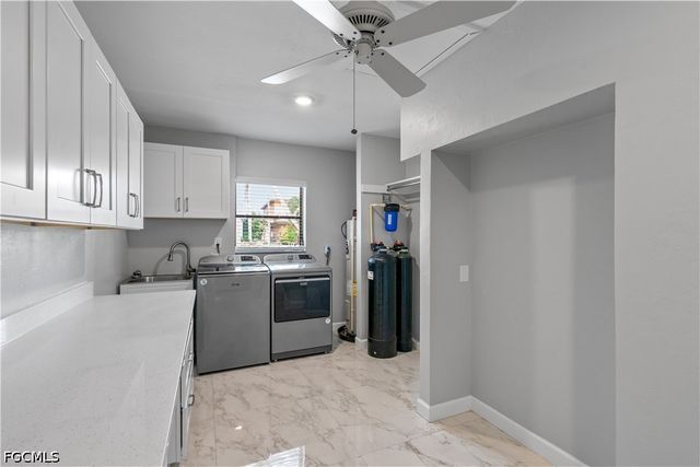 3209 W Riverside DR, Fort Myers, FL 33901
