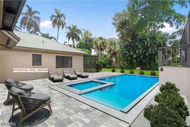 3209 W Riverside DR, Fort Myers, FL 33901