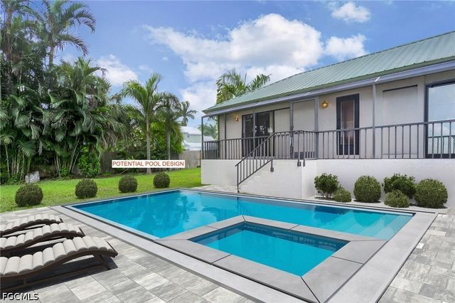 3209 W Riverside DR, Fort Myers, FL 33901