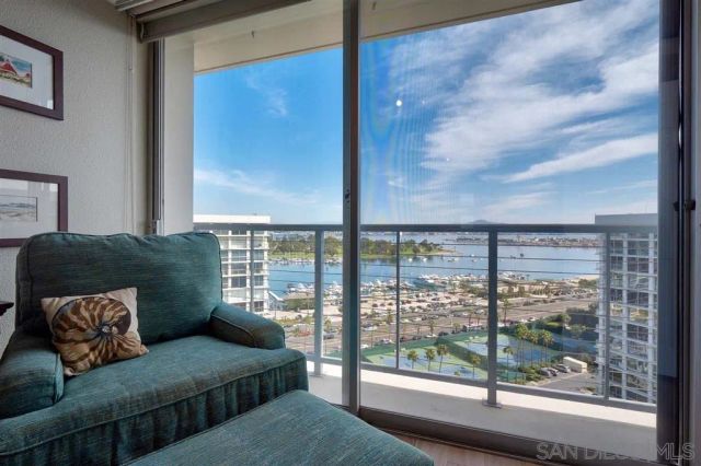 1720 Avenida Del Mundo 1607, Coronado, CA 92118