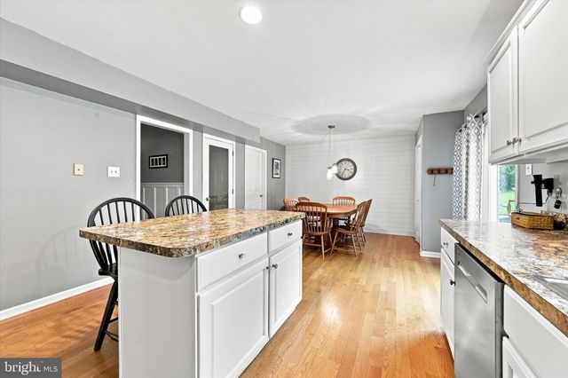 1126 YANKEE DR, Downingtown, PA 19335