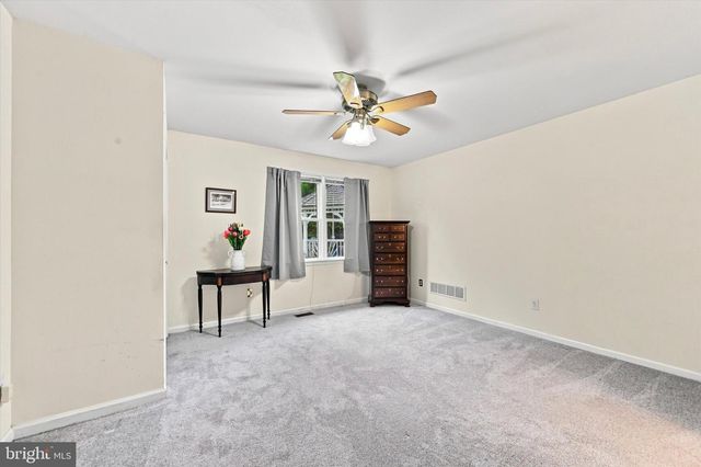 1126 YANKEE DR, Downingtown, PA 19335