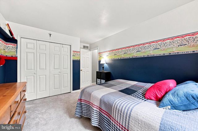1126 YANKEE DR, Downingtown, PA 19335