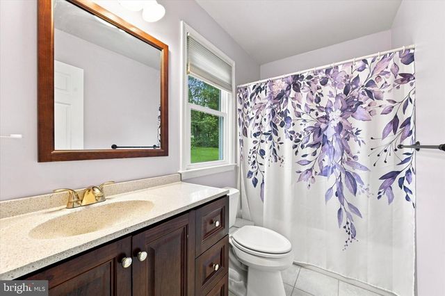 1126 YANKEE DR, Downingtown, PA 19335
