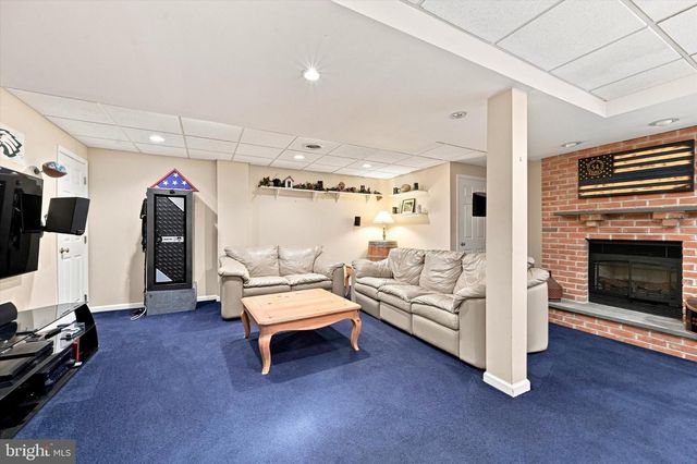 1126 YANKEE DR, Downingtown, PA 19335