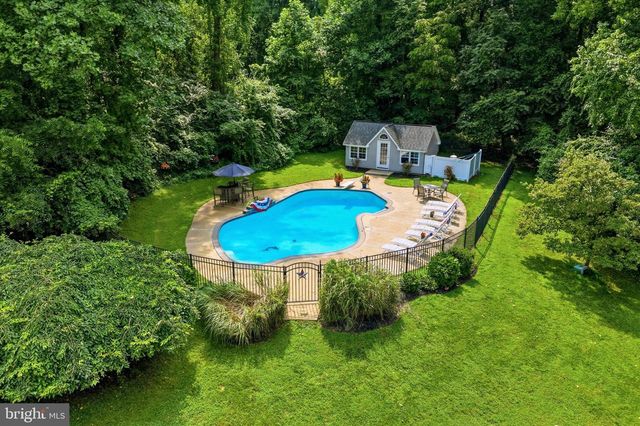 1126 YANKEE DR, Downingtown, PA 19335