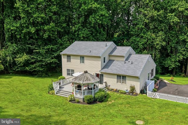 1126 YANKEE DR, Downingtown, PA 19335