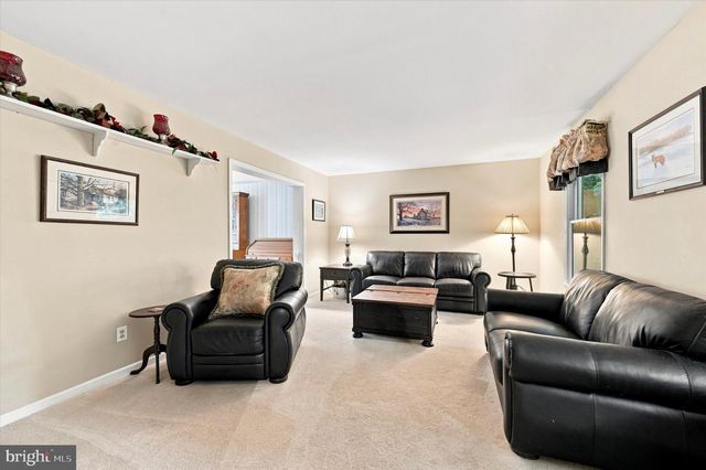 1126 YANKEE DR, Downingtown, PA 19335
