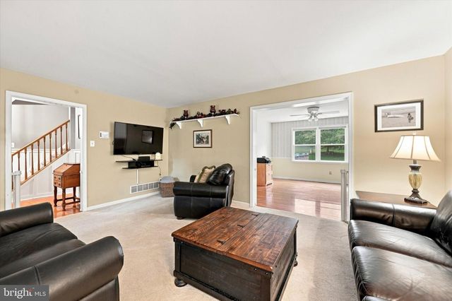1126 YANKEE DR, Downingtown, PA 19335