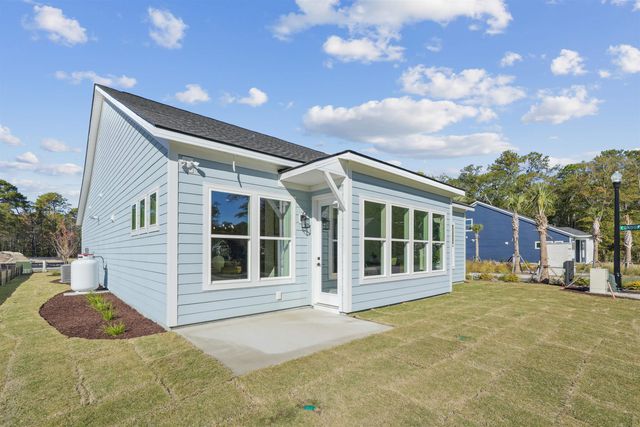 33 Condor Ct, Pawleys Island, SC 29585