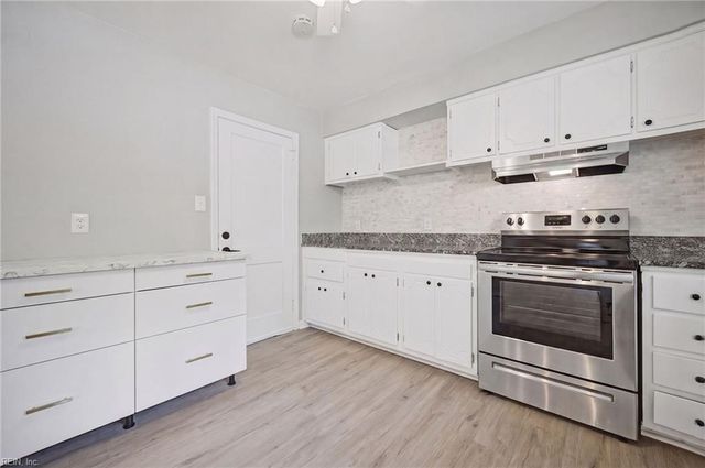 740 Yorkshire DR, Virginia Beach, VA 23452