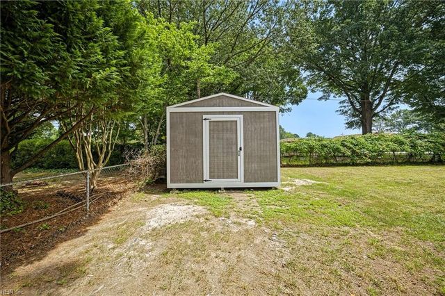 740 Yorkshire DR, Virginia Beach, VA 23452