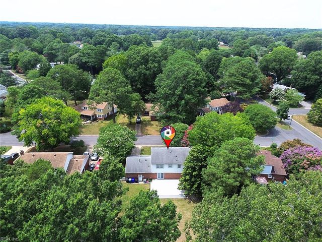 740 Yorkshire DR, Virginia Beach, VA 23452