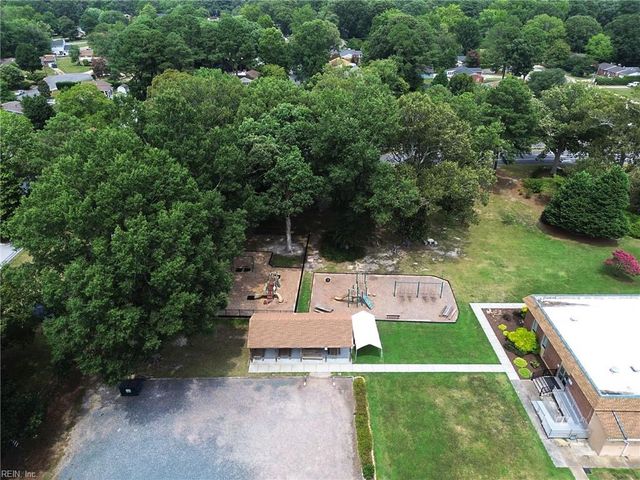 740 Yorkshire DR, Virginia Beach, VA 23452