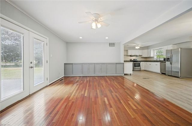 740 Yorkshire DR, Virginia Beach, VA 23452