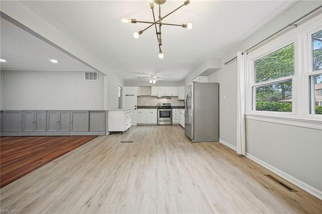 740 Yorkshire DR, Virginia Beach, VA 23452