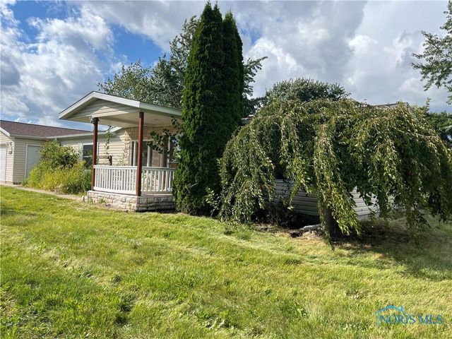 155 Navajo Trail, Montpelier, OH 43543