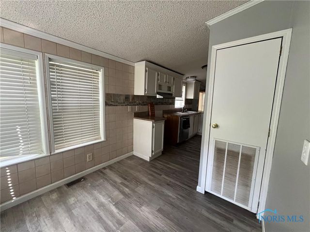 155 Navajo Trail, Montpelier, OH 43543