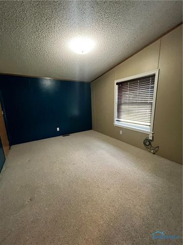 155 Navajo Trail, Montpelier, OH 43543