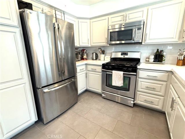9000 Vanalden Avenue 158, Northridge, CA 91324