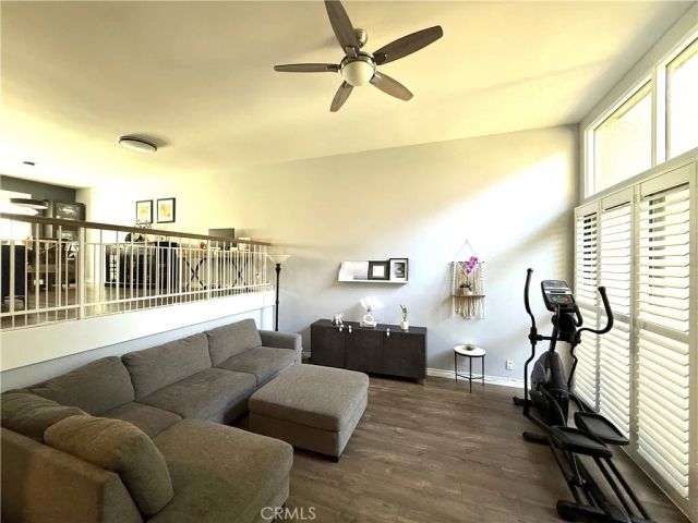 9000 Vanalden Avenue 158, Northridge, CA 91324