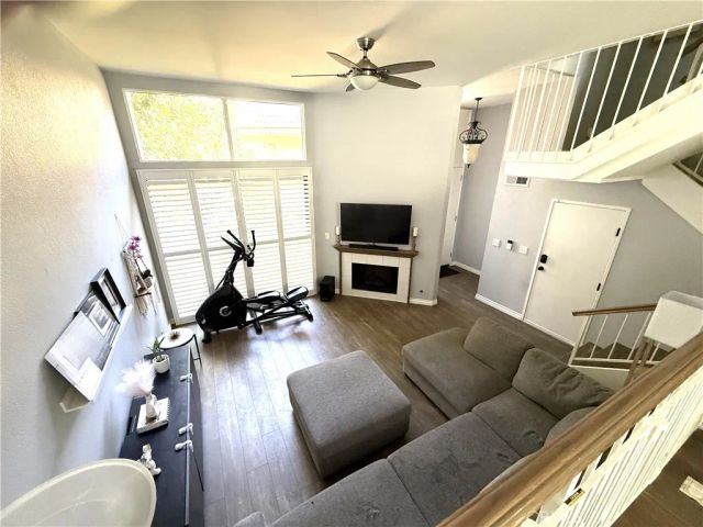 9000 Vanalden Avenue 158, Northridge, CA 91324