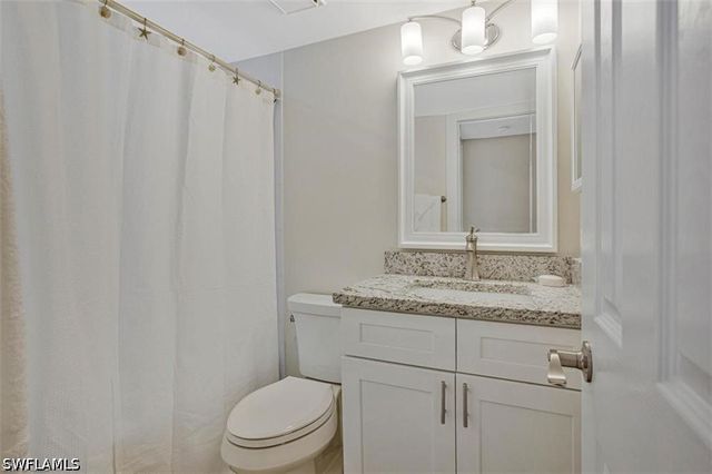 4298 27th CT SW 101, Naples, FL 34116