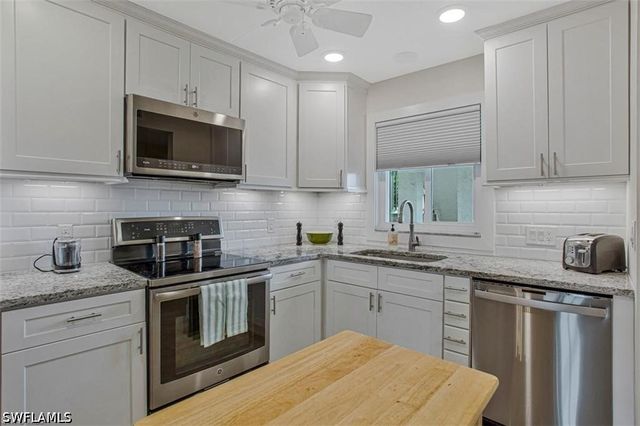 4298 27th CT SW 101, Naples, FL 34116