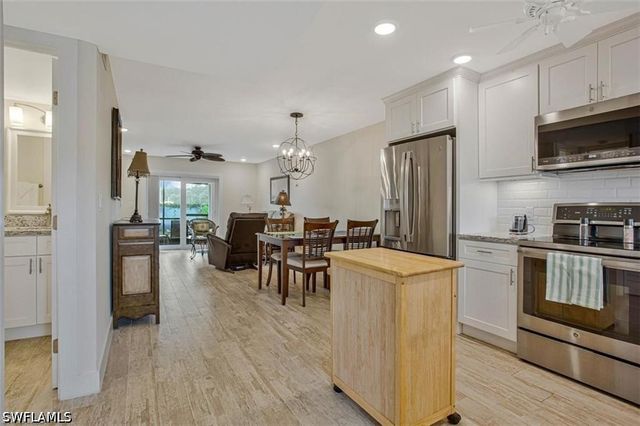 4298 27th CT SW 101, Naples, FL 34116