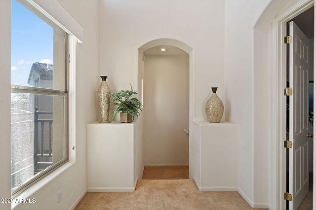 20802 N GRAYHAWK Drive 1018, Scottsdale, AZ 85255