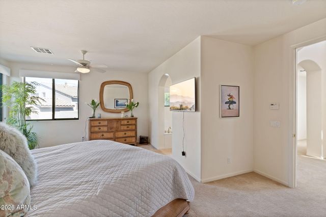 20802 N GRAYHAWK Drive 1018, Scottsdale, AZ 85255