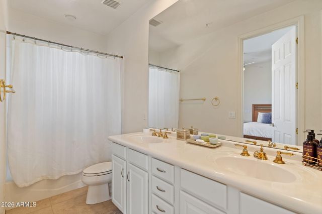 20802 N GRAYHAWK Drive 1018, Scottsdale, AZ 85255