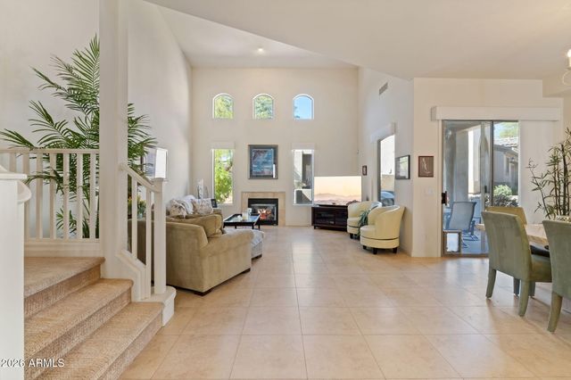 20802 N GRAYHAWK Drive 1018, Scottsdale, AZ 85255