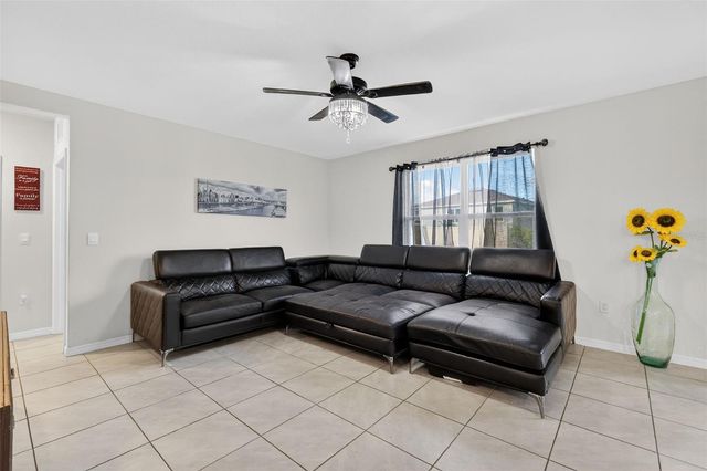 11338 AMBER RIDGE DRIVE, Zellwood, FL 32798