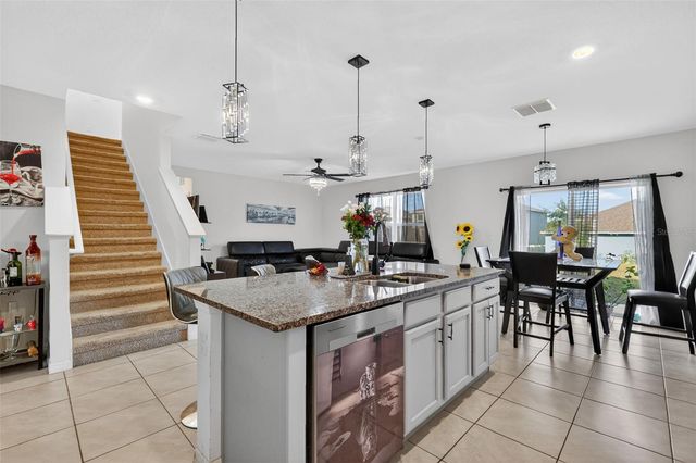 11338 AMBER RIDGE DRIVE, Zellwood, FL 32798