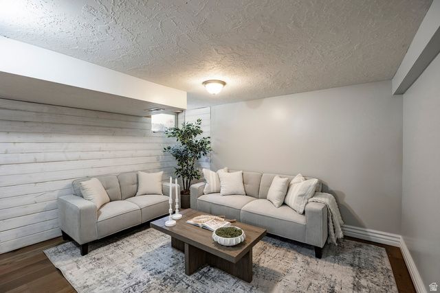 1085 MILITARY DR, Salt Lake City, UT 84105