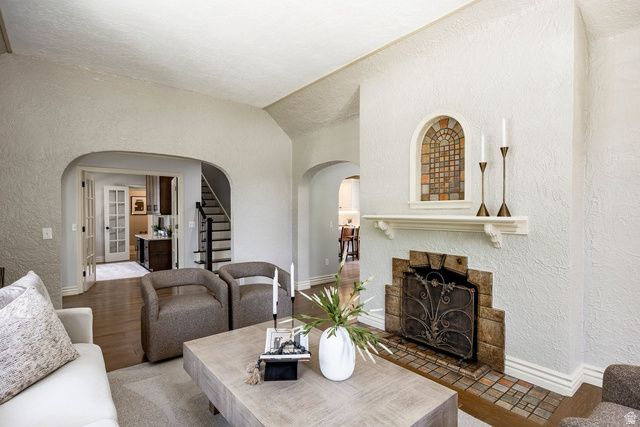 1085 MILITARY DR, Salt Lake City, UT 84105