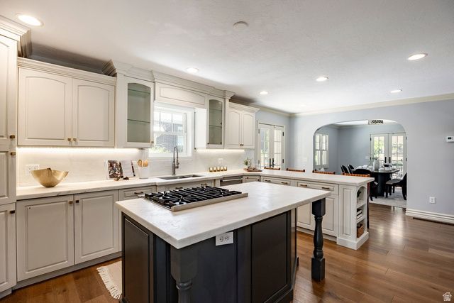1085 MILITARY DR, Salt Lake City, UT 84105