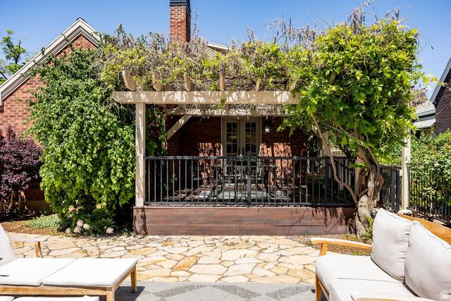 1085 MILITARY DR, Salt Lake City, UT 84105