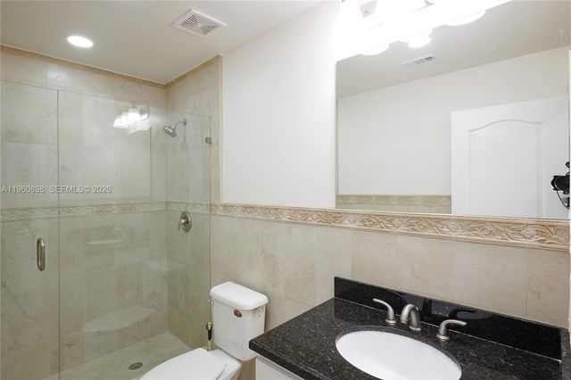 20030 NW 83rd Ct, Hialeah, FL 33015