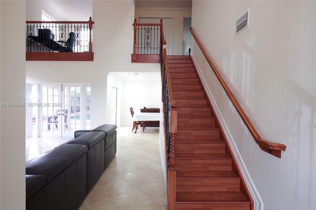 20030 NW 83rd Ct, Hialeah, FL 33015