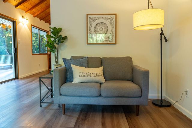 11520 Blackberry Pl, Nevada City, CA 95959