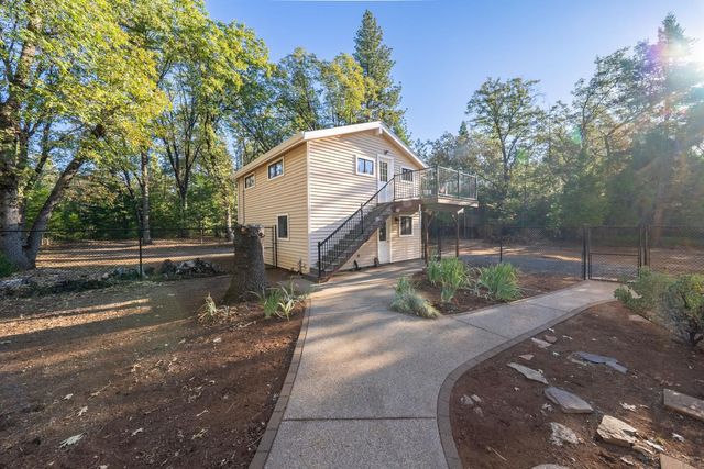 11520 Blackberry Pl, Nevada City, CA 95959